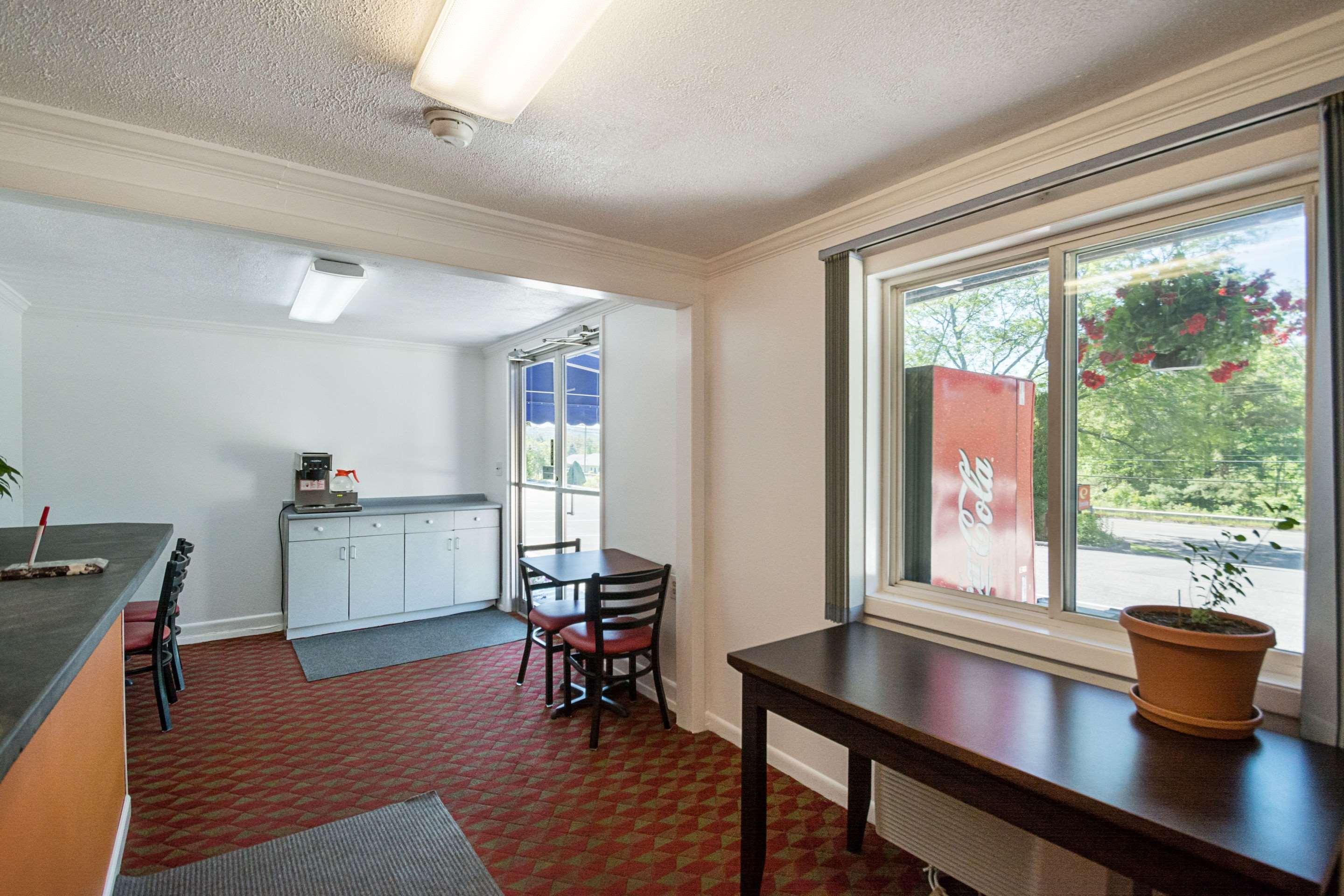 Econo Lodge Lee - Great Barrington Luaran gambar