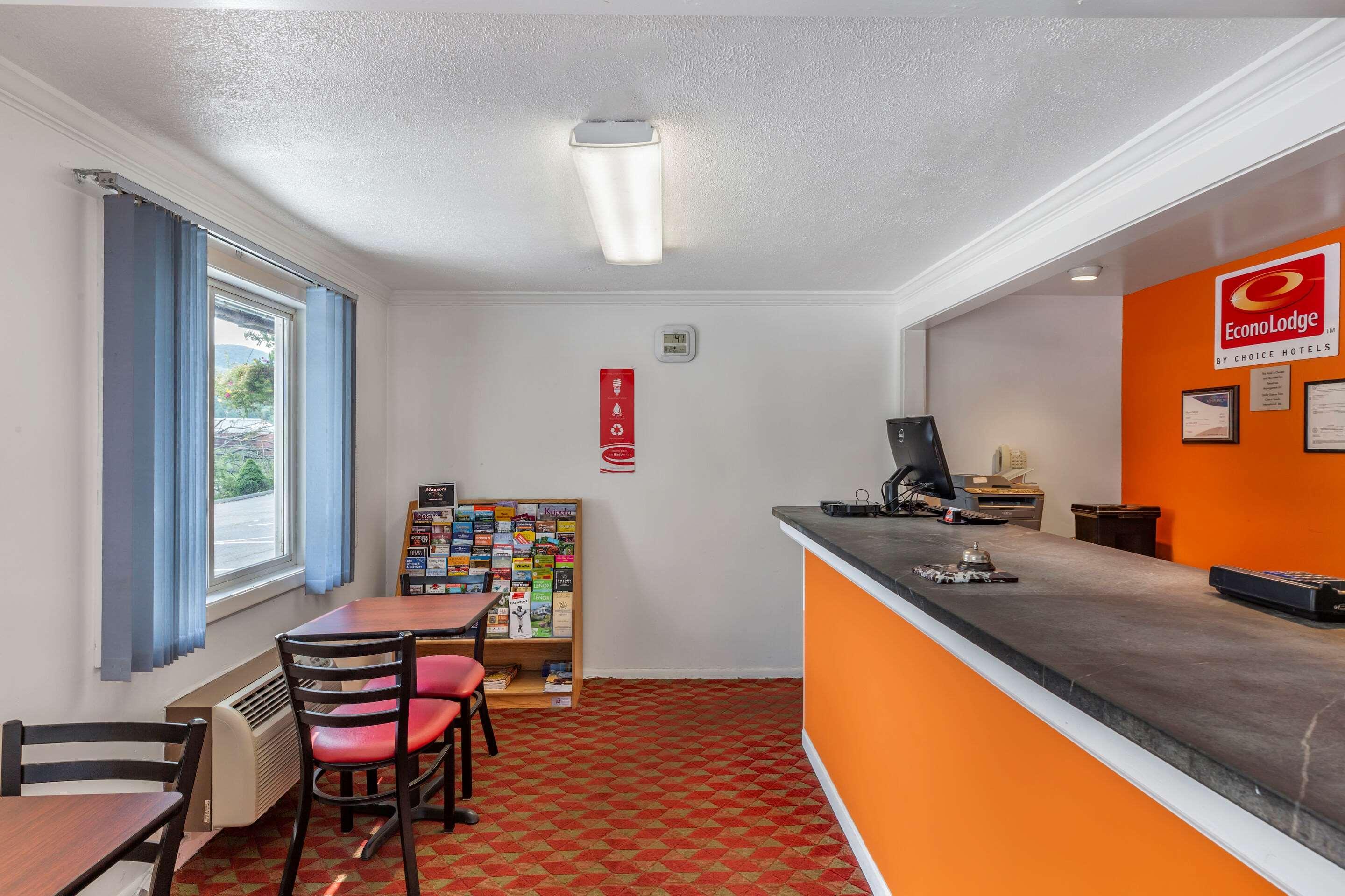Econo Lodge Lee - Great Barrington Luaran gambar