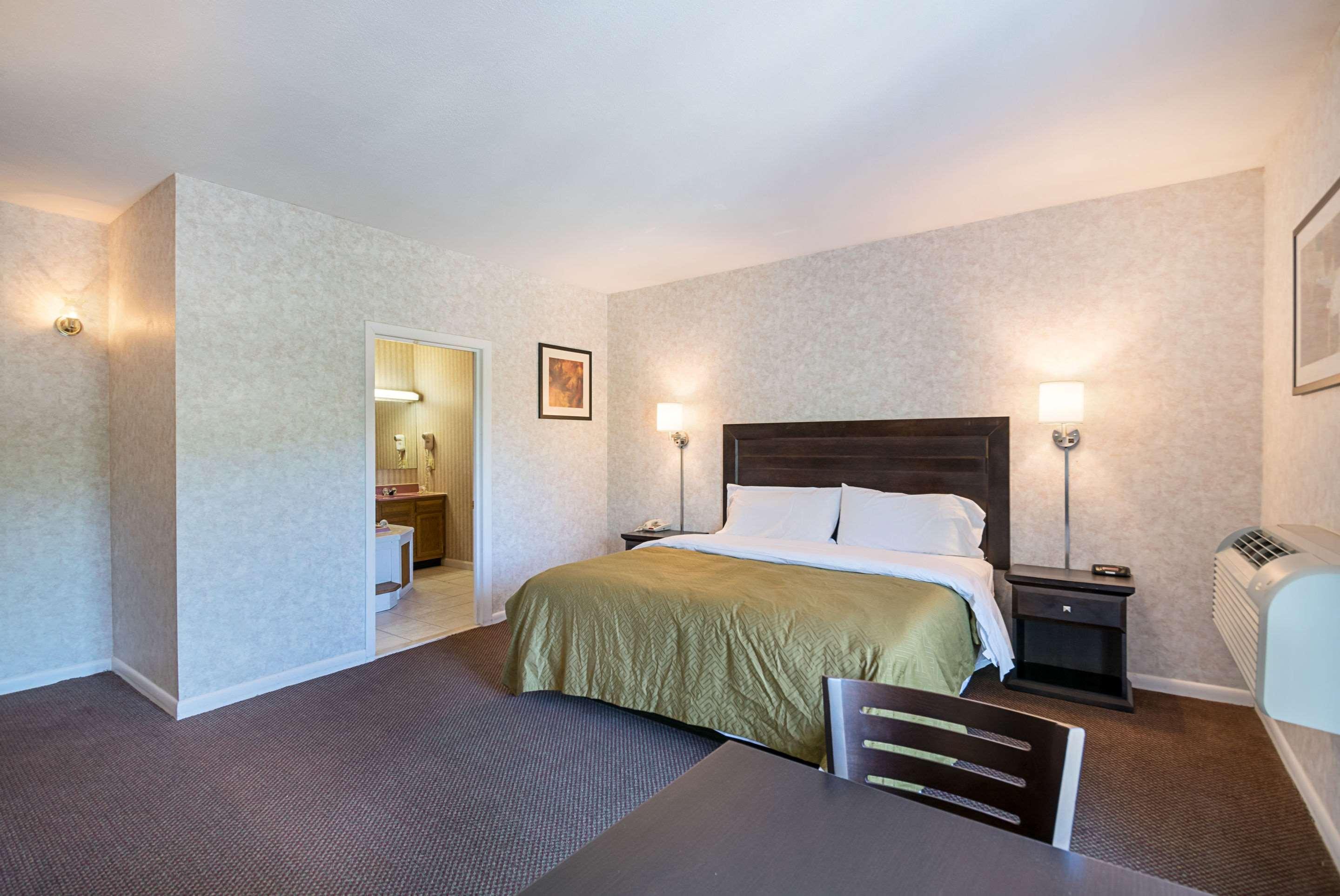 Econo Lodge Lee - Great Barrington Luaran gambar