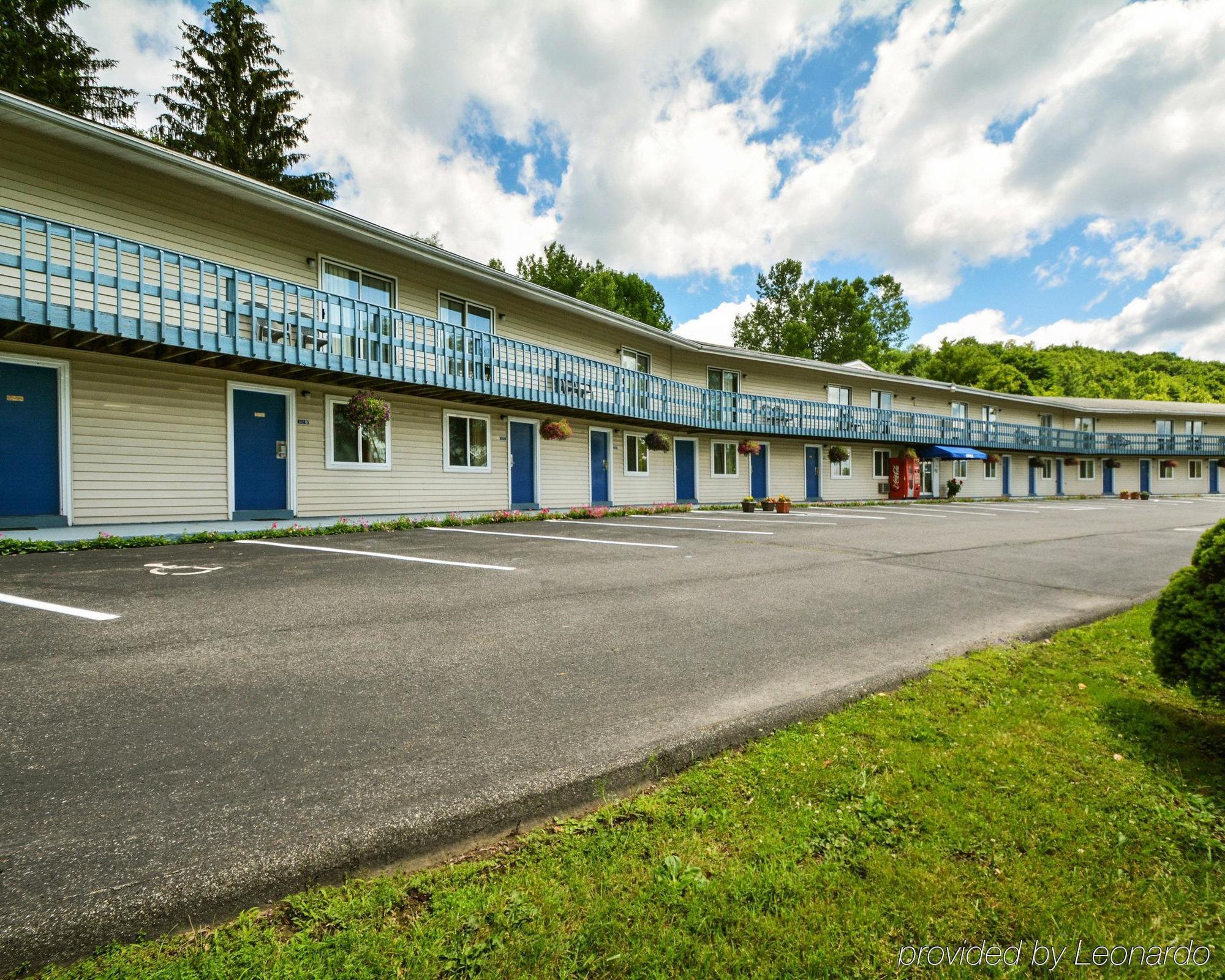 Econo Lodge Lee - Great Barrington Luaran gambar