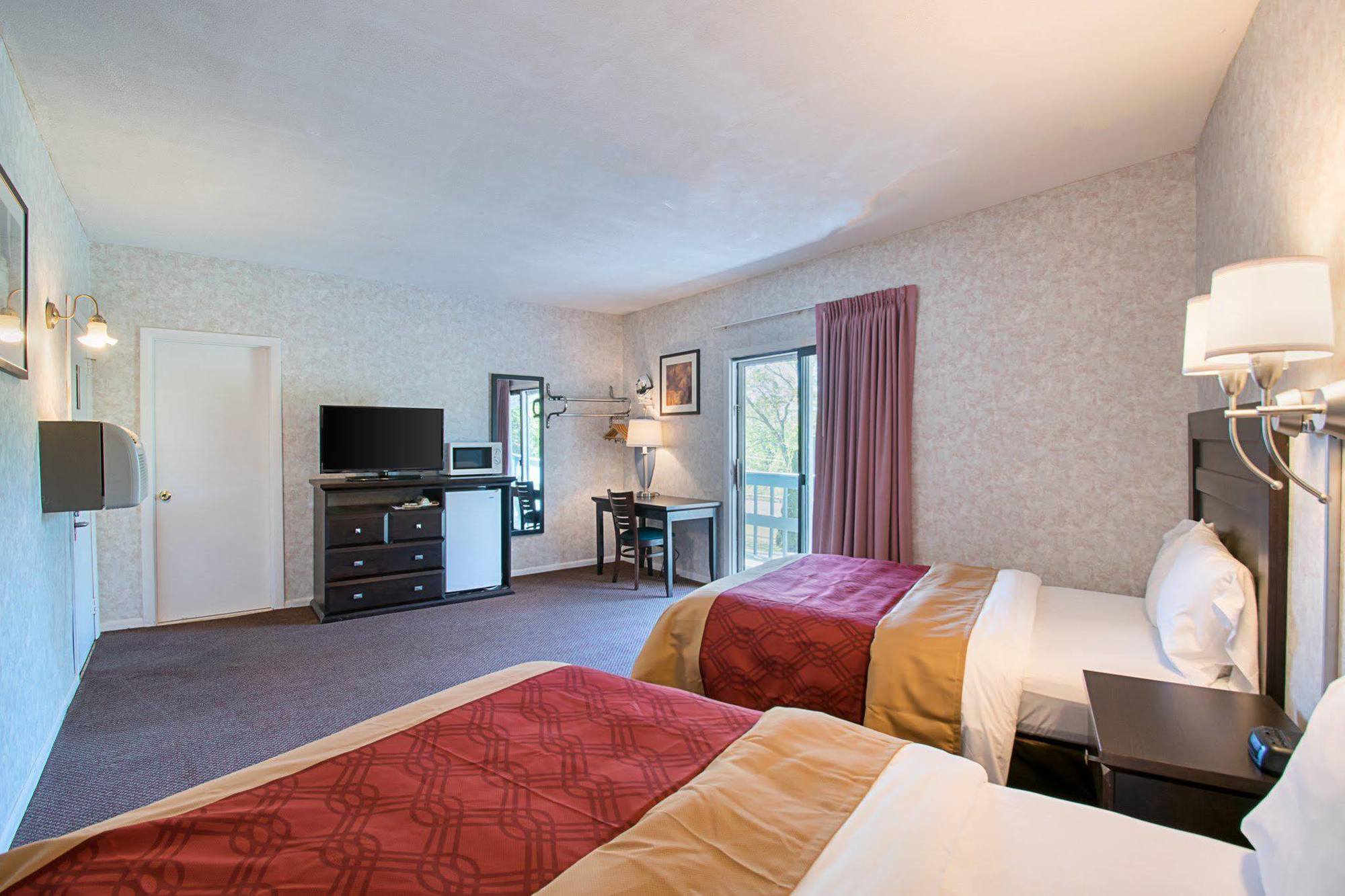 Econo Lodge Lee - Great Barrington Luaran gambar