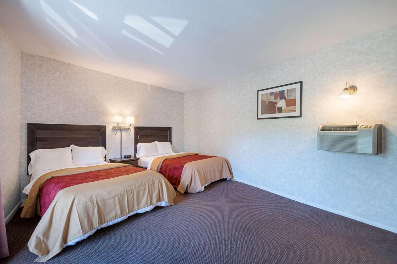 Econo Lodge Lee - Great Barrington Luaran gambar